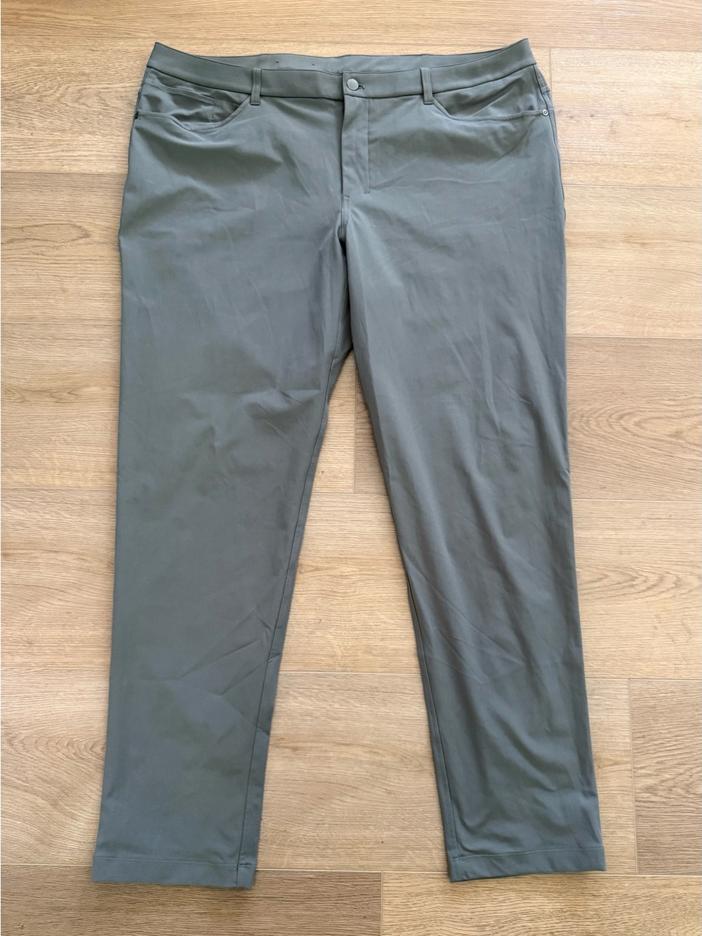 Lululemon Commission ABC Warpstreme Technical Chino Pants 44x33 Gray Green
